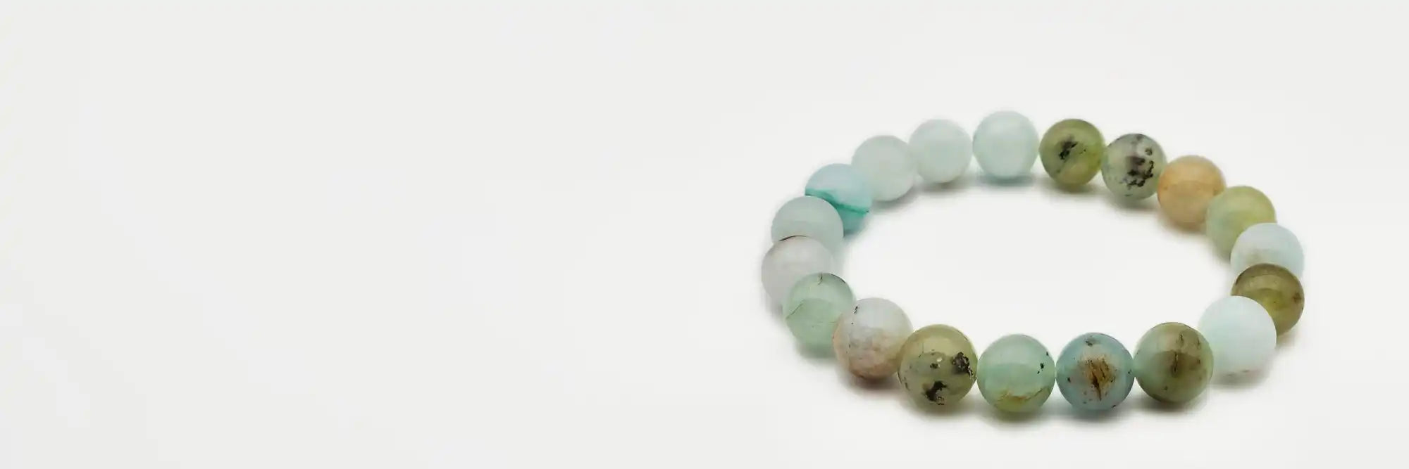 Beaded bracelet with earthy tones.